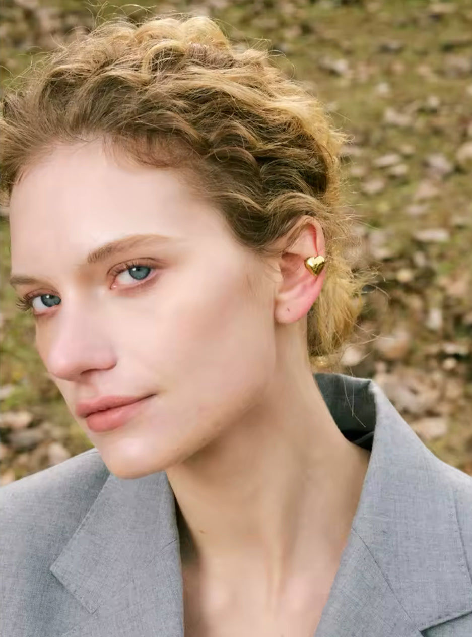 Chunky Hearts Earcuff