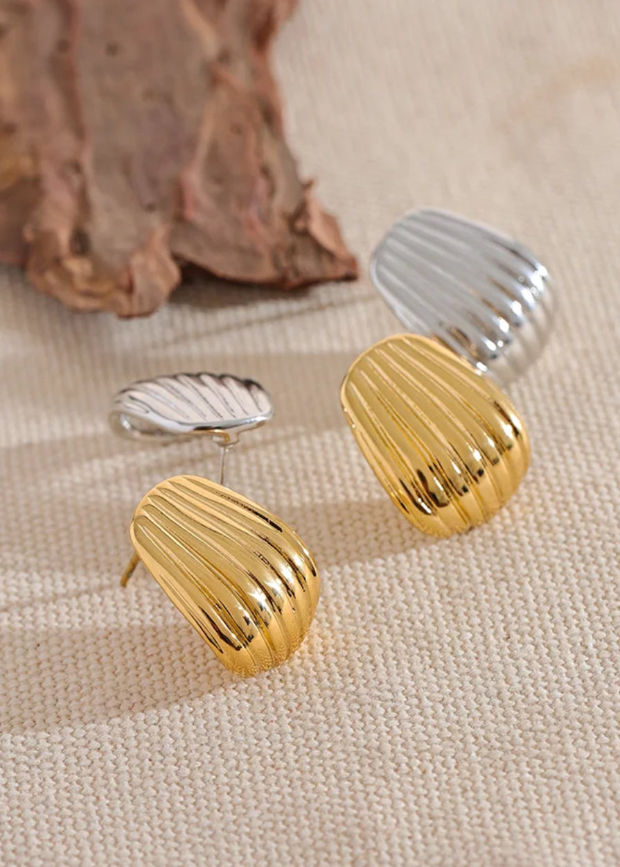 Modern Shell Studs