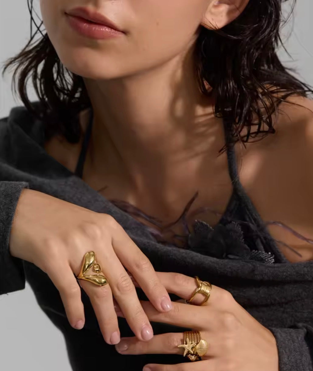 Fluid Leaf Ring