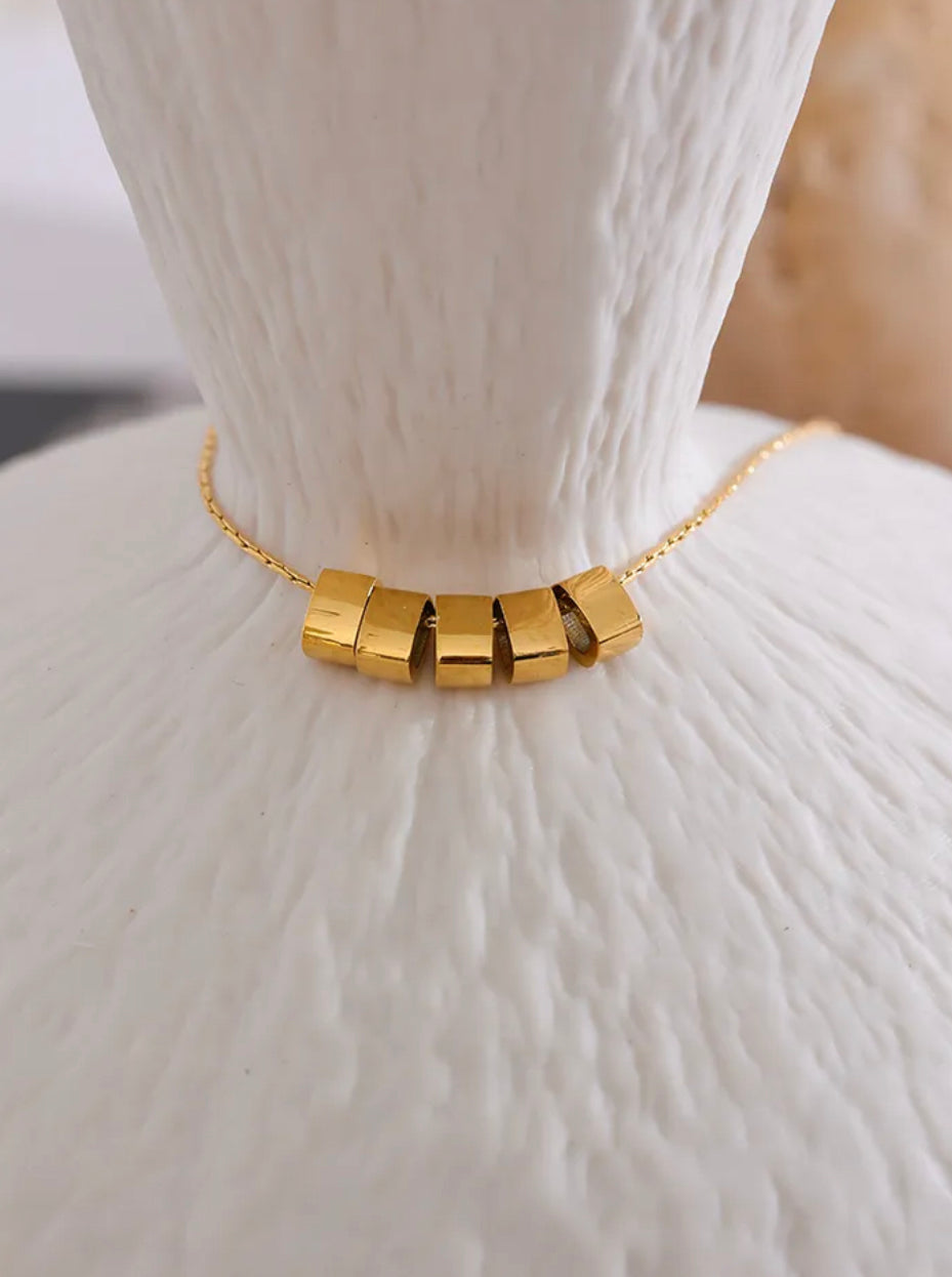 Cadena Dijes Geométricos