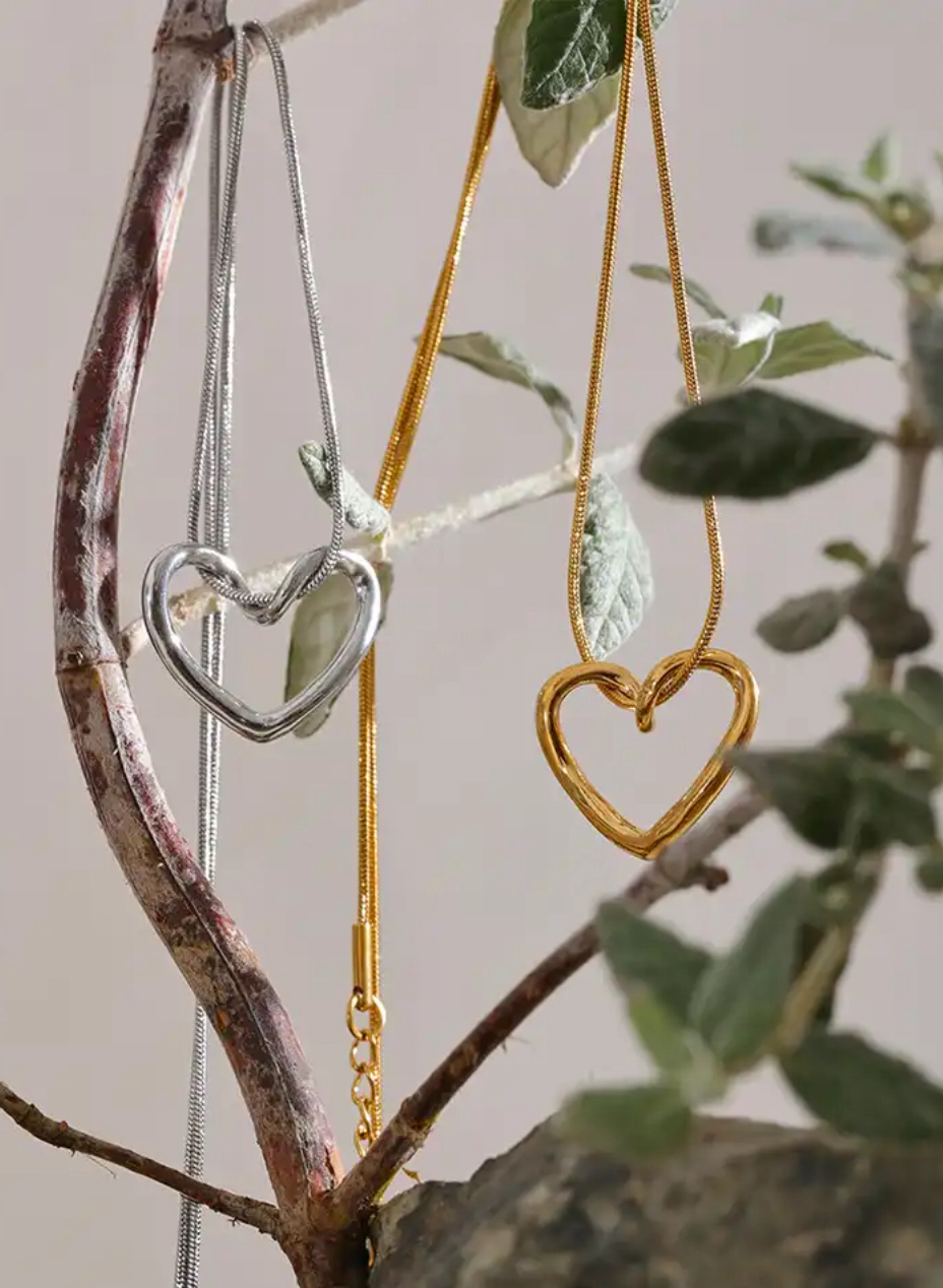 Hollow Heart Chain
