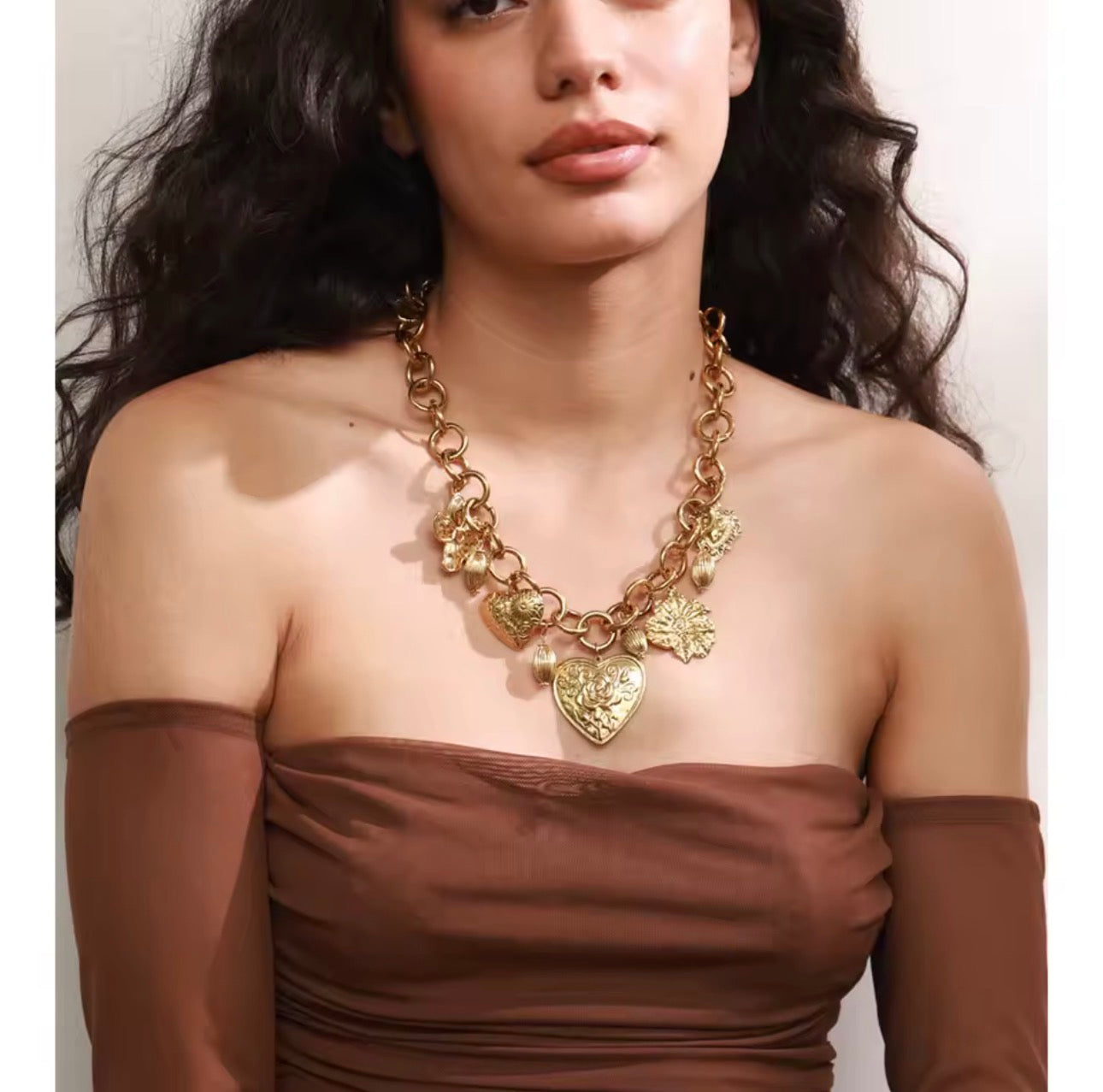 Maxi Collar Múltiples Dijes