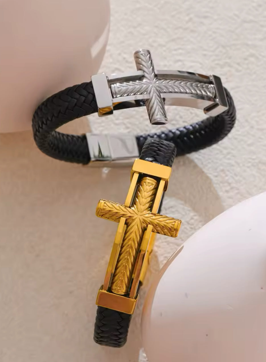 Pulsera Cruz de Lujo