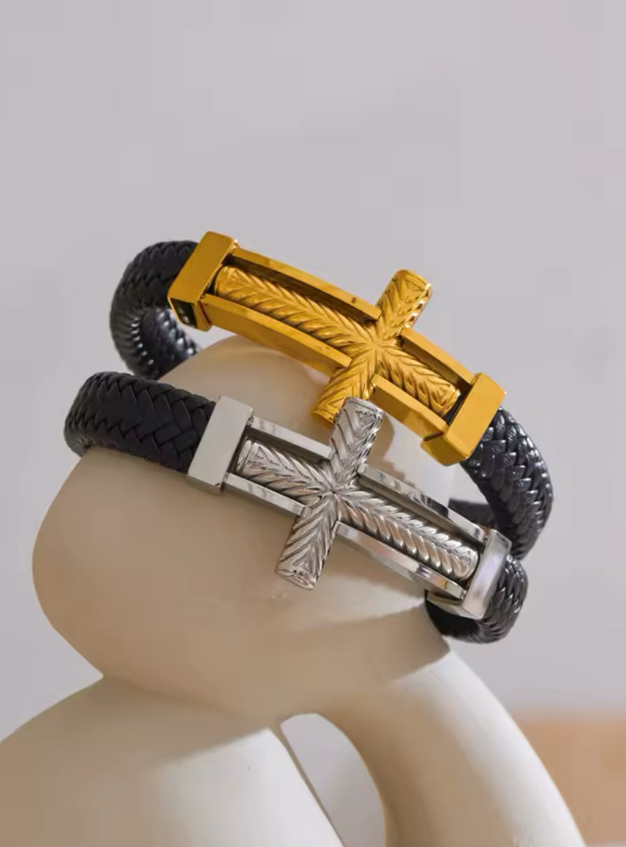 Pulsera Cruz de Lujo