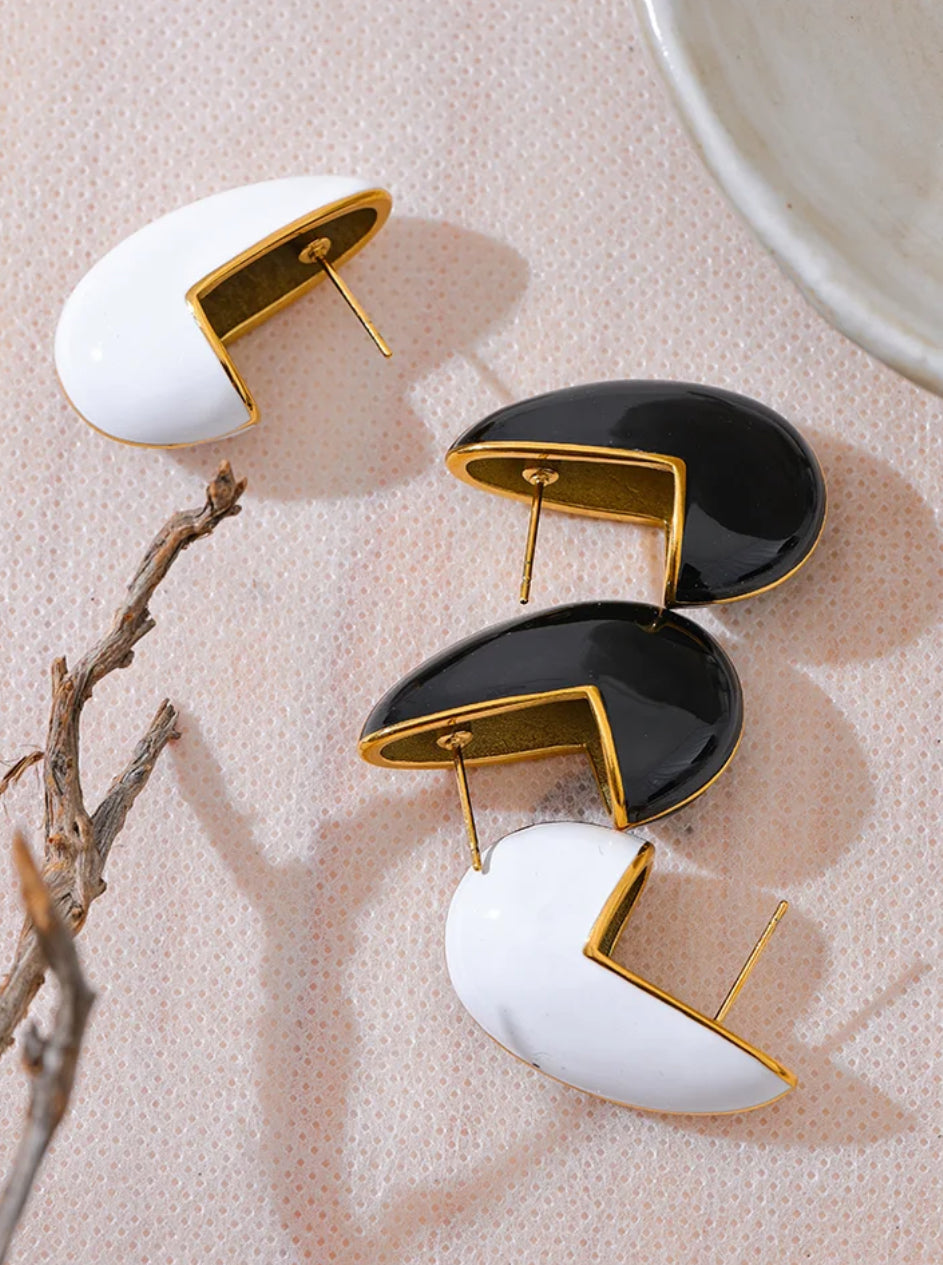 Half Geometric Fashion