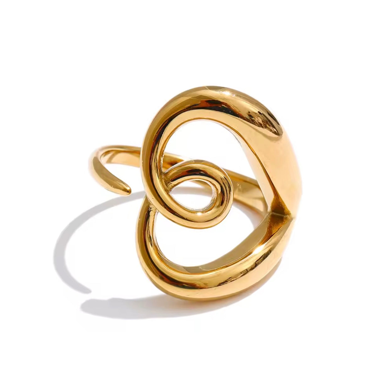Heartline Ring